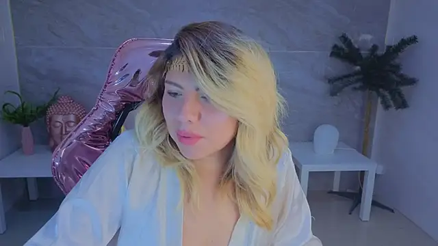 Snapshot of Victoria01_s chatting on 27, 2, 2026 Victoria01 s online show from 27, 2, 2026