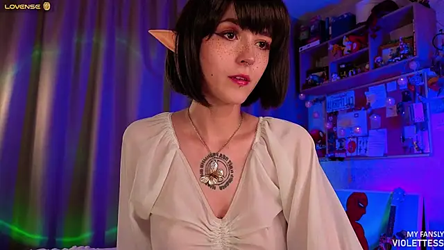 Snapshot of violettess chatting on 24, 4, 2026 violettess online show from 24, 4, 2026