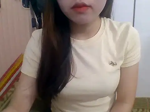 Snapshot of kiraa-007 chatting on 16, 4, 2026 kiraa-007 online show from 16, 4, 2026