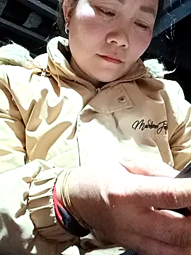 Lindxx-hot online show from 4, 3, 2026