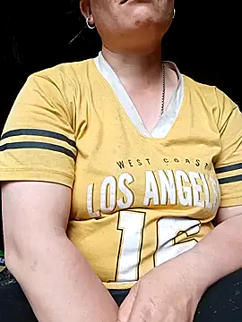 Lindxx-hot online show from 17, 4, 2026