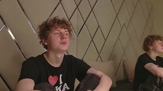 Snapshot of Mickey_Hawk chatting on 27, 2, 2026 Mickey Hawk online show from 27, 2, 2026