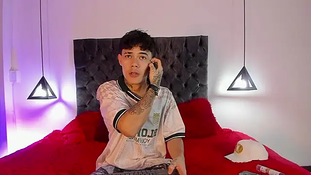 im seven online show from 28, 2, 2026