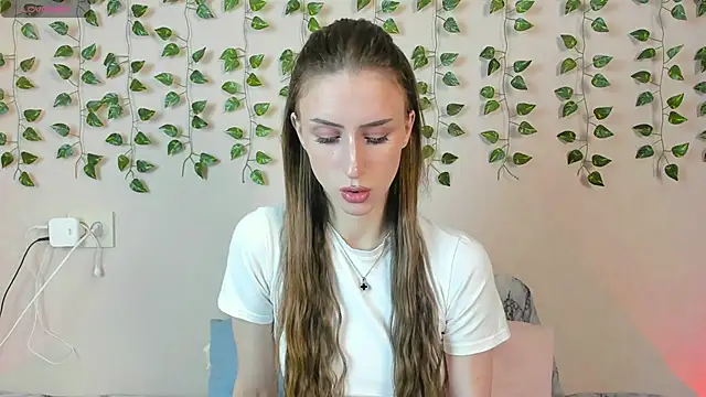 Snapshot of EllieRough chatting on 18, 6, 2026 EllieRough online show from 18, 6, 2026