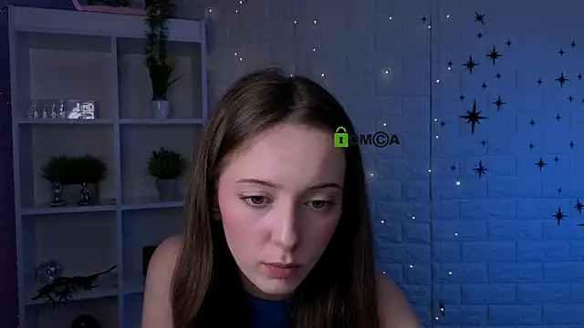 Snapshot of chloe_ley chatting on 3, 5, 2026 chloe ley online show from 3, 5, 2026