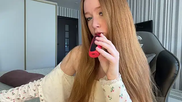 Snapshot of Emily_Rass_ chatting on 26, 3, 2026 Emily Rass online show from 26, 3, 2026