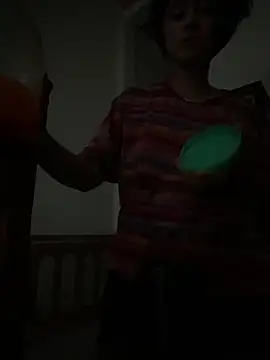 Snapshot of Malisa-aa chatting on 13, 4, 2026 Malisa-aa online show from 13, 4, 2026