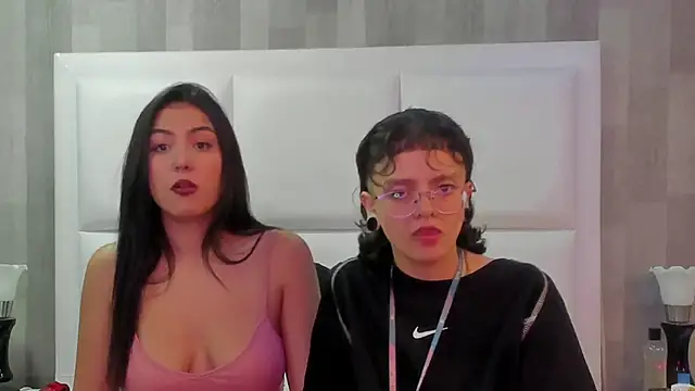 Snapshot of CaliferAndAurora chatting on 18, 3, 2026 CaliferAndAurora online show from 18, 3, 2026