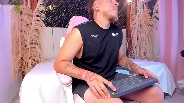 Snapshot of keane_lee_ chatting on 30, 3, 2026 keane lee online show from 30, 3, 2026