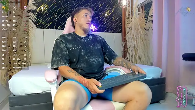 Snapshot of keane_lee_ chatting on 1, 4, 2026 keane lee online show from 1, 4, 2026