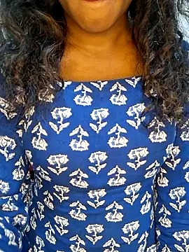 Snapshot of Akni_ chatting on 25, 4, 2026 Akni online show from 25, 4, 2026
