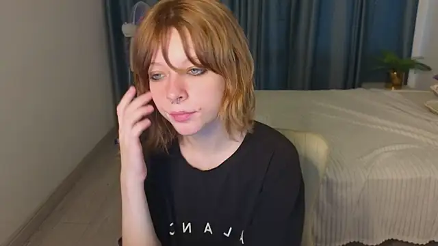 Snapshot of MollySally chatting on 3, 7, 2026 MollySally online show from 3, 7, 2026