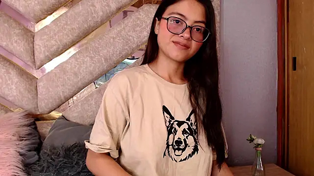 Snapshot of Anittarouse chatting on 4, 4, 2026 Anittarouse online show from 4, 4, 2026