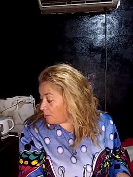 momismilf544 online show from 10, 5, 2026