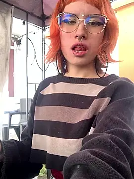 Alice Hecate online show from 7, 3, 2026