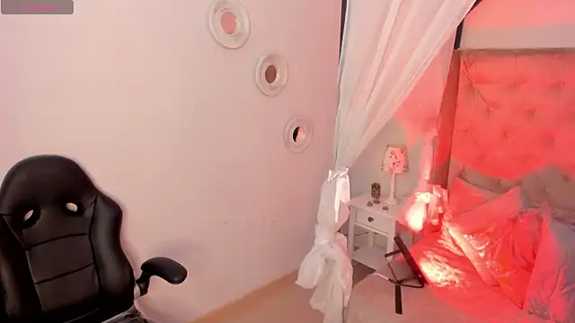 Snapshot of Raven_Dooll chatting on 26, 3, 2026 Raven Dooll online show from 26, 3, 2026