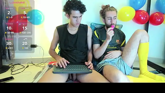 Snapshot of Jean_And_PaulXL chatting on 16, 6, 2026 Jean And PaulXL online show from 16, 6, 2026