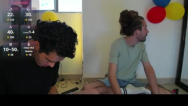 Snapshot of Jean_And_PaulXL chatting on 20, 6, 2026 Jean And PaulXL online show from 20, 6, 2026