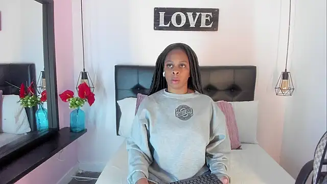 Snapshot of KatallelaMurillo chatting on 26, 4, 2026 KatallelaMurillo online show from 26, 4, 2026