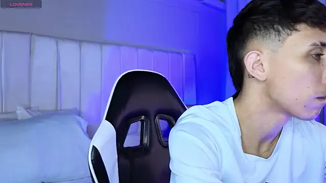 Snapshot of Rome_cortes chatting on 19, 3, 2026 Rome cortes online show from 19, 3, 2026