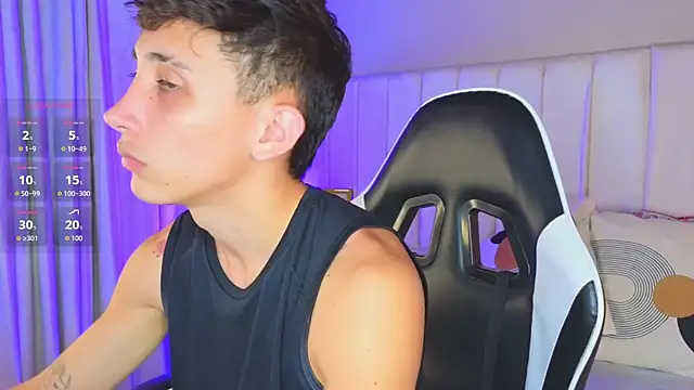 Snapshot of Rome_cortes chatting on 6, 4, 2026 Rome cortes online show from 6, 4, 2026