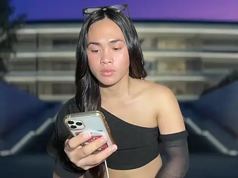 Snapshot of Hotcumbb28 chatting on 28, 2, 2026 Hotcumbb28 online show from 28, 2, 2026