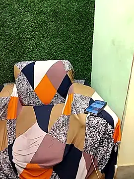 Snapshot of Tinaa_baby chatting on 25, 4, 2026 Tinaa baby online show from 25, 4, 2026