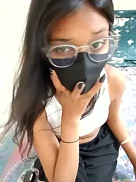 Snapshot of MAYA_BED_GIRL chatting on 30, 3, 2026 MAYA BED GIRL online show from 30, 3, 2026