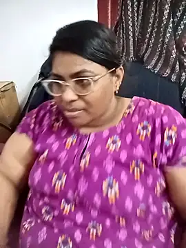 deepika-mallus online show from 4, 4, 2026