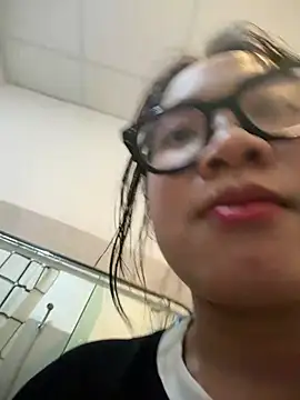 Leeeeiu online show from 27, 6, 2026
