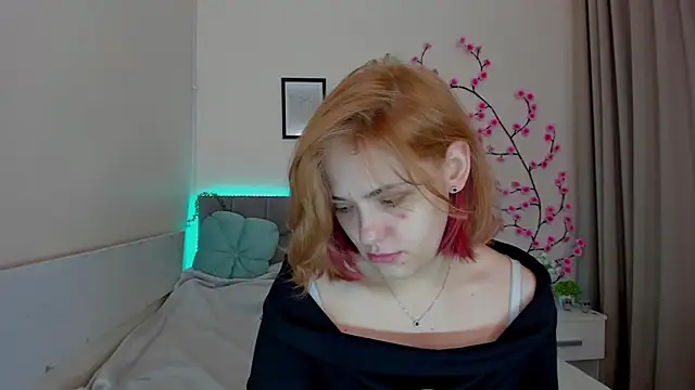 Snapshot of DellaRows chatting on 1, 4, 2026 DellaRows online show from 1, 4, 2026