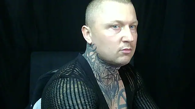 Snapshot of devilWithTats chatting on 2, 4, 2026 devilWithTats online show from 2, 4, 2026