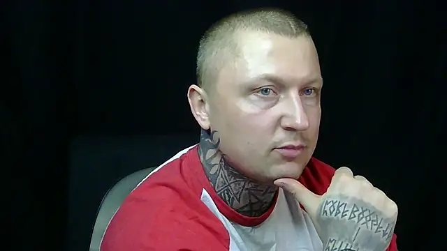 Snapshot of devilWithTats chatting on 8, 4, 2026 devilWithTats online show from 8, 4, 2026