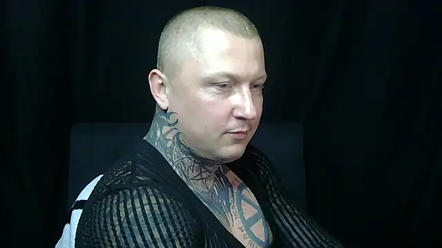 Snapshot of devilWithTats chatting on 21, 4, 2026 devilWithTats online show from 21, 4, 2026