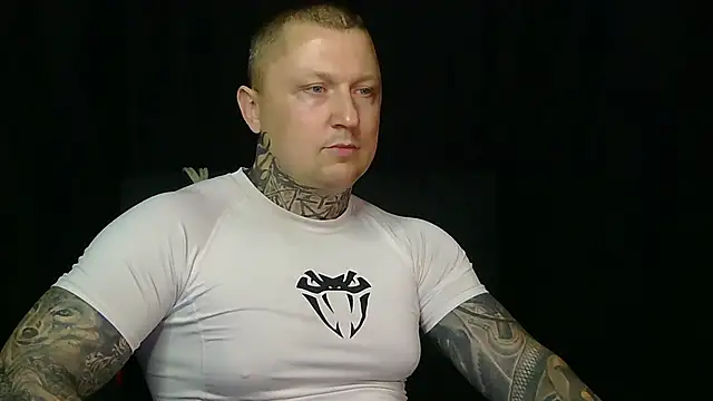 Snapshot of devilWithTats chatting on 10, 6, 2026 devilWithTats online show from 10, 6, 2026
