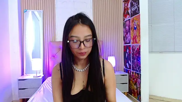 Snapshot of Crowm_le chatting on 31, 3, 2026 Crowm le online show from 31, 3, 2026