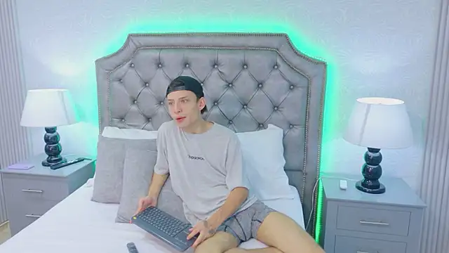 CherryAndDax online show from 1, 6, 2026