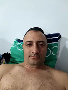 Snapshot of RaphandLey chatting on 7, 3, 2026 RaphandLey online show from 7, 3, 2026