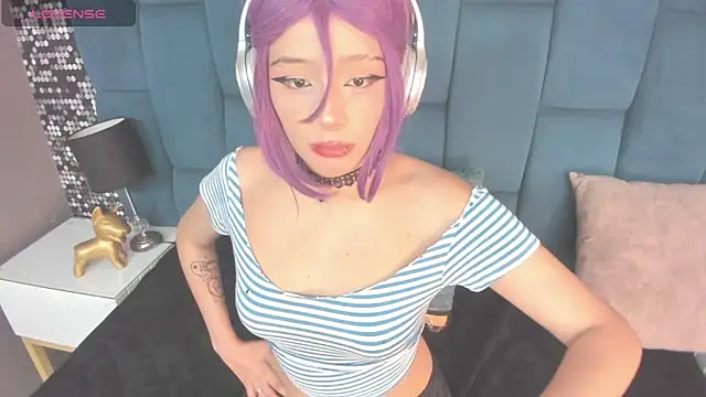 Snapshot of reze_chaw chatting on 16, 4, 2026 reze chaw online show from 16, 4, 2026