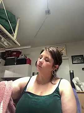 bratbabyannax online show from 26, 3, 2026