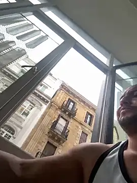 alexandeerr1986 online show from 17, 4, 2026