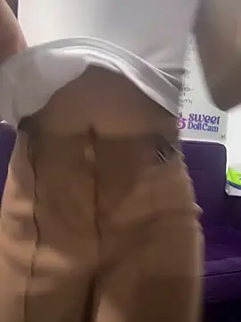 Snapshot of __Nahomy chatting on 10, 4, 2026 Nahomy online show from 10, 4, 2026