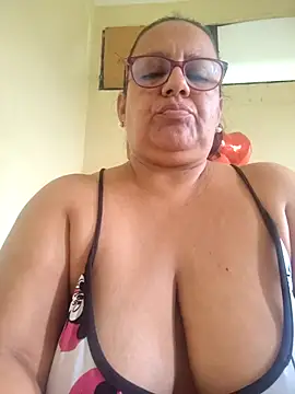 Snapshot of Roxy_77 chatting on 7, 3, 2026 Roxy 77 online show from 7, 3, 2026