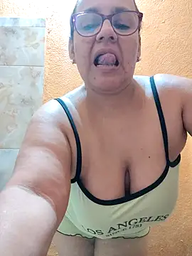 Snapshot of Roxy_77 chatting on 16, 3, 2026 Roxy 77 online show from 16, 3, 2026