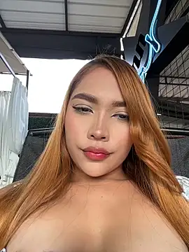 Snapshot of CyberMiaXXX chatting on 8, 4, 2026 CyberMiaXXX online show from 8, 4, 2026