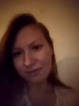 August Shine online show from 17, 3, 2026