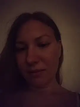 Snapshot of August_Shine chatting on 8, 5, 2026 August Shine online show from 8, 5, 2026