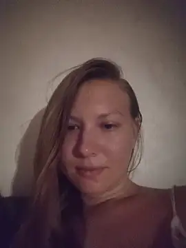 Snapshot of August_Shine chatting on 11, 6, 2026 August Shine online show from 11, 6, 2026