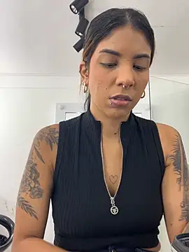 VioletaHills  online show from 23, 6, 2026
