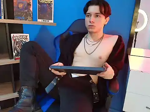 Snapshot of hollannd_ chatting on 5, 3, 2026 hollannd online show from 5, 3, 2026